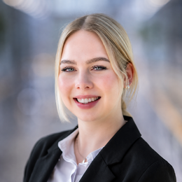 Lili über das duale Studium Luftverkehrsmanagement: