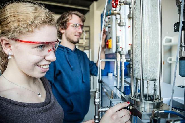 Studenten der Verfahrenstechnik an der DHBW Mosbach