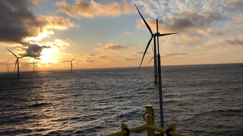 Durch den Wechsel aus Theorie und Praxis können Studierende theoretisches Wissen aus dem Unterricht sofort im Arbeitsalltag bei EnBW anwenden und vertiefen