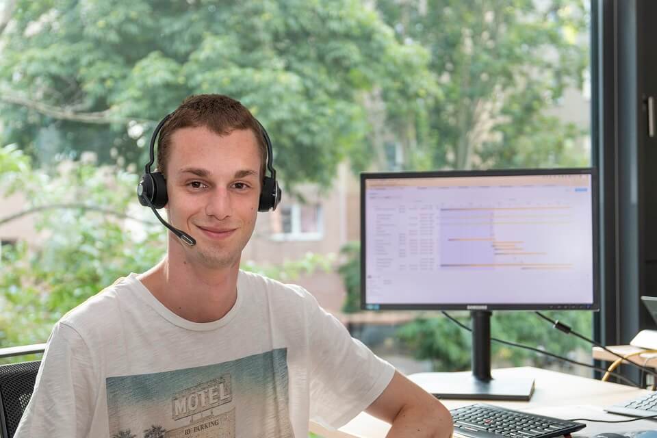 Wir fördern selbstständiges Arbeiten. Du wirst während deines Dualen Studiums in jeder Abteilung eigene Aufgaben selbstverantwortlich umsetzen.