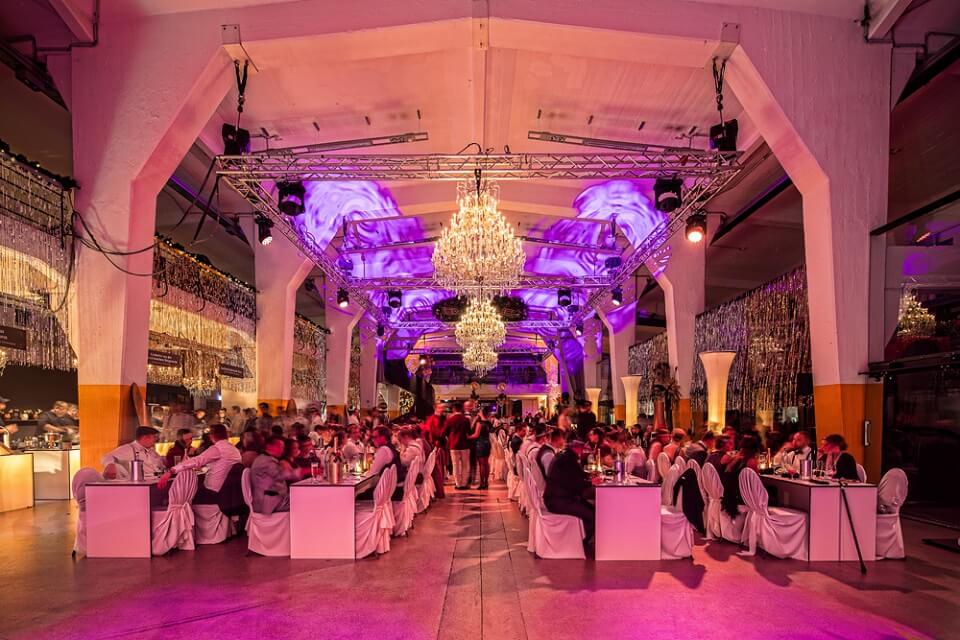 Gemeinsame Erfolge werden bei uns auch gemeinsam gefeiert